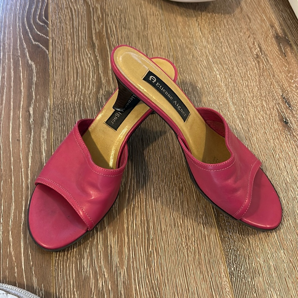 cutest pink kitten heels